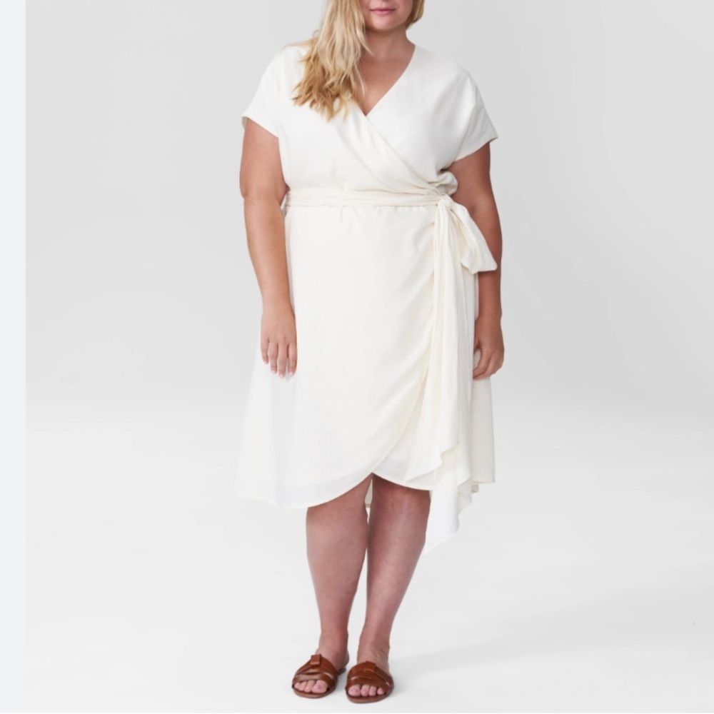 Universal Standard Tracy Linen Wrap Dress Size Small 14/16 White Cream Midi